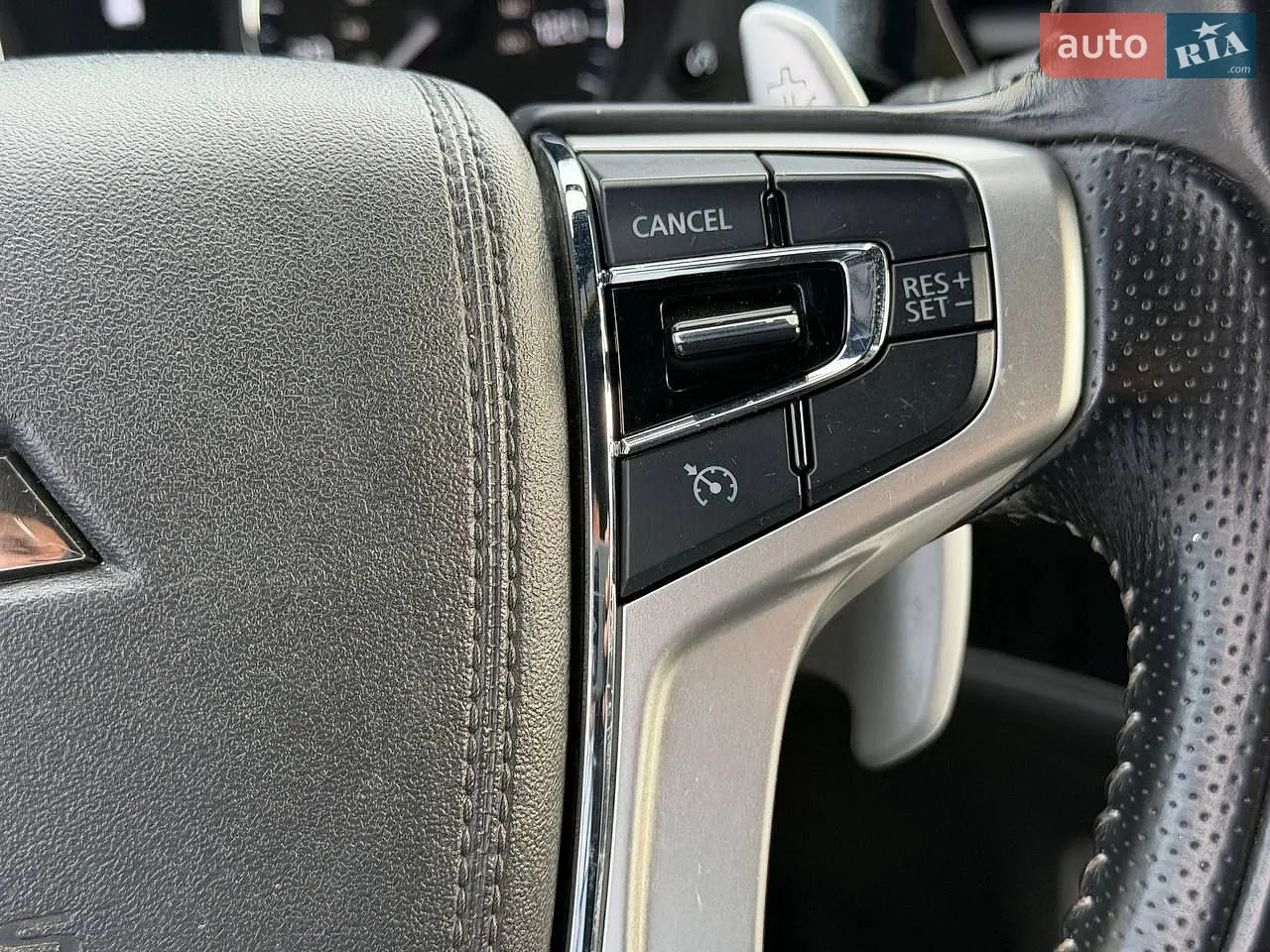 2019 Mitsubishi Outlander - мініатюра 19