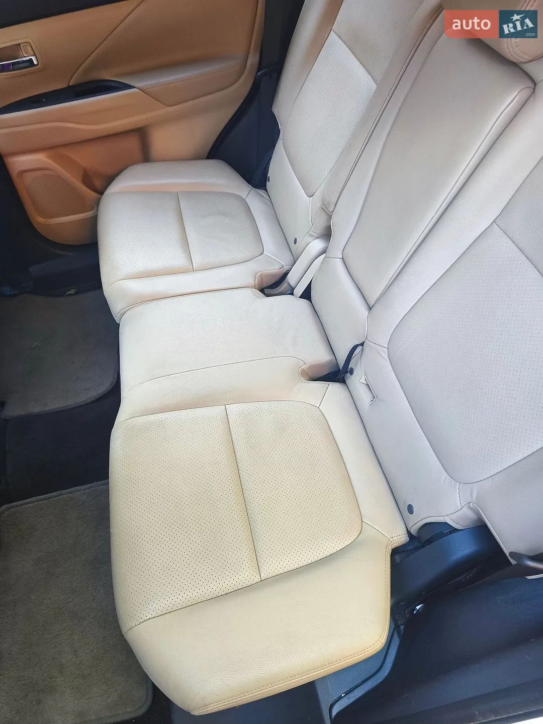 2015 Mitsubishi Outlander - мініатюра 4