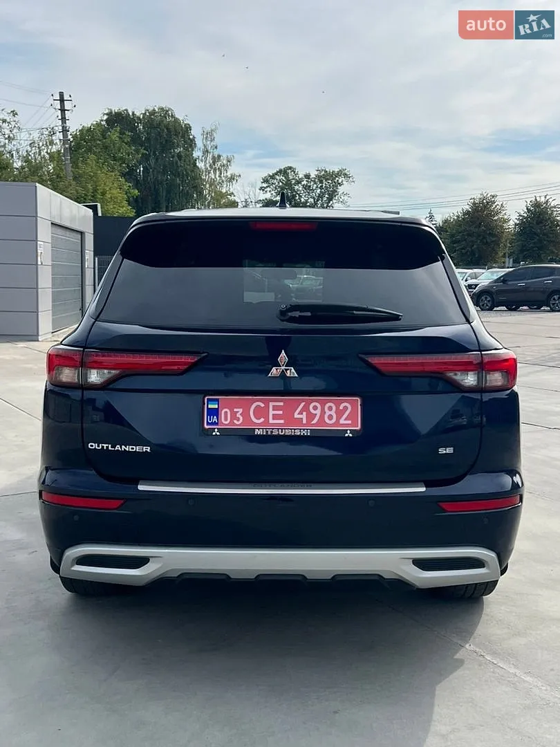 2022 Mitsubishi Outlander - мініатюра 18