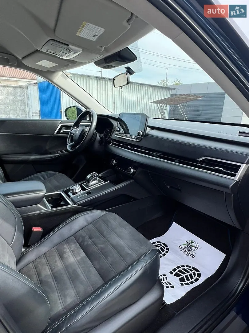 2022 Mitsubishi Outlander - мініатюра 29
