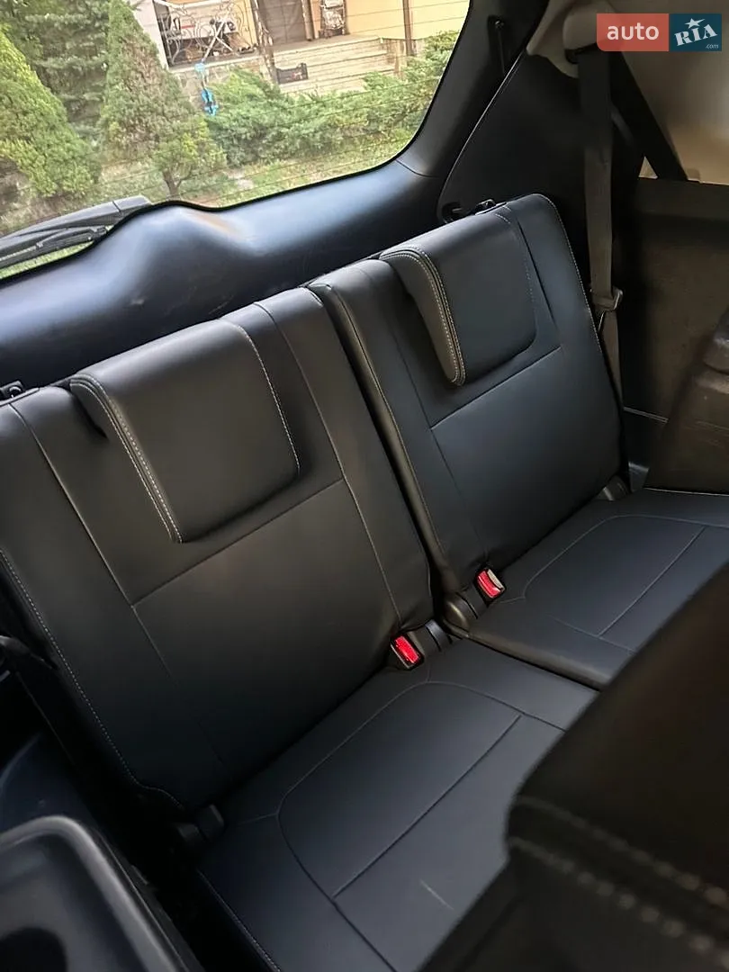 2020 Mitsubishi Outlander - мініатюра 16