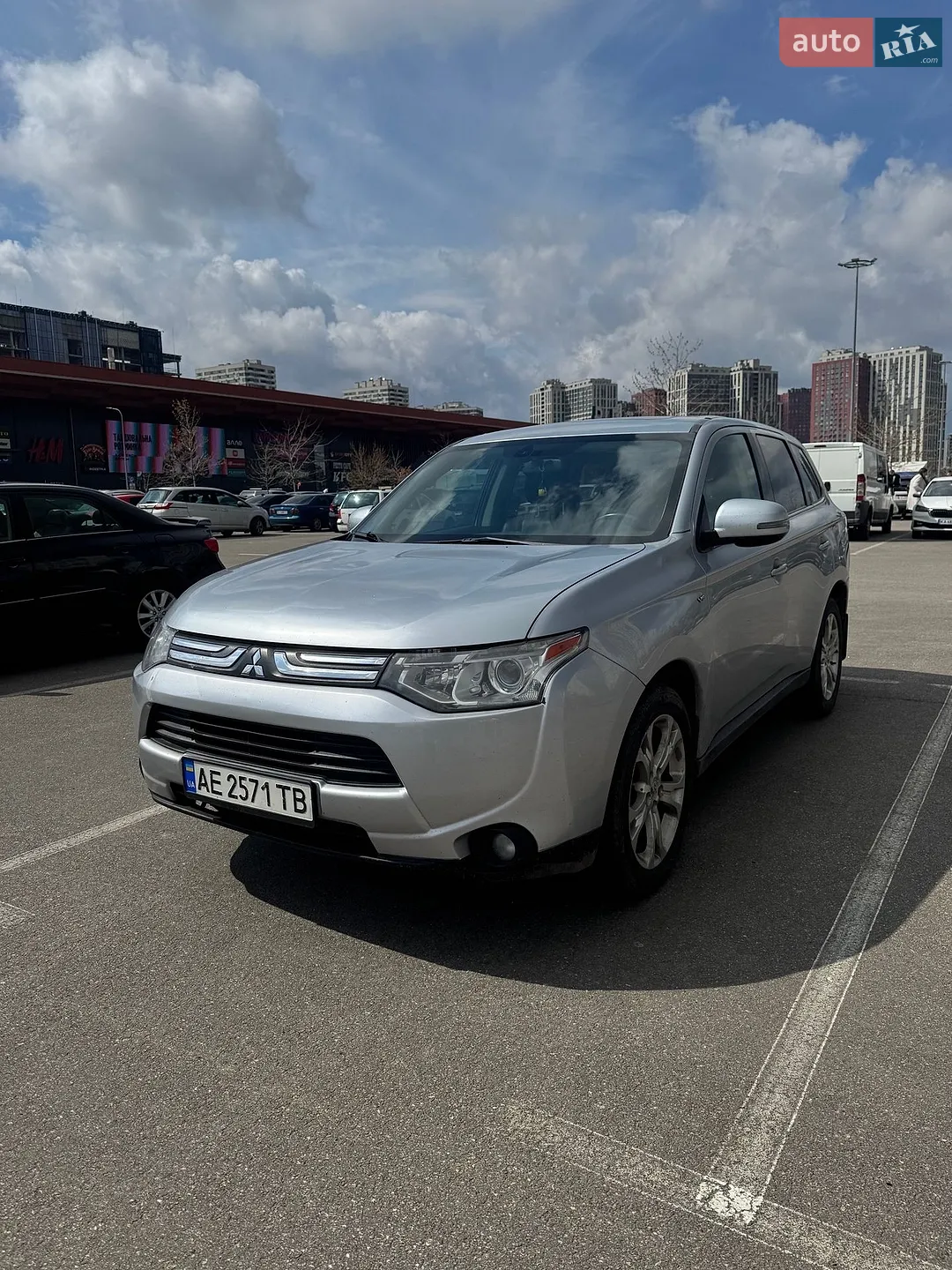 2013 Mitsubishi Outlander - мініатюра 2