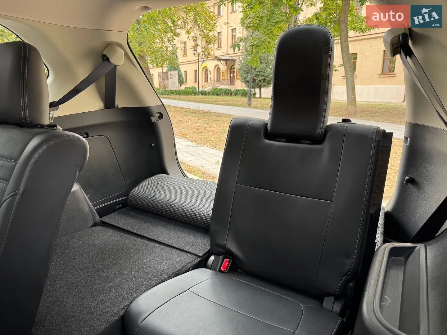 2019 Mitsubishi Outlander - мініатюра 21