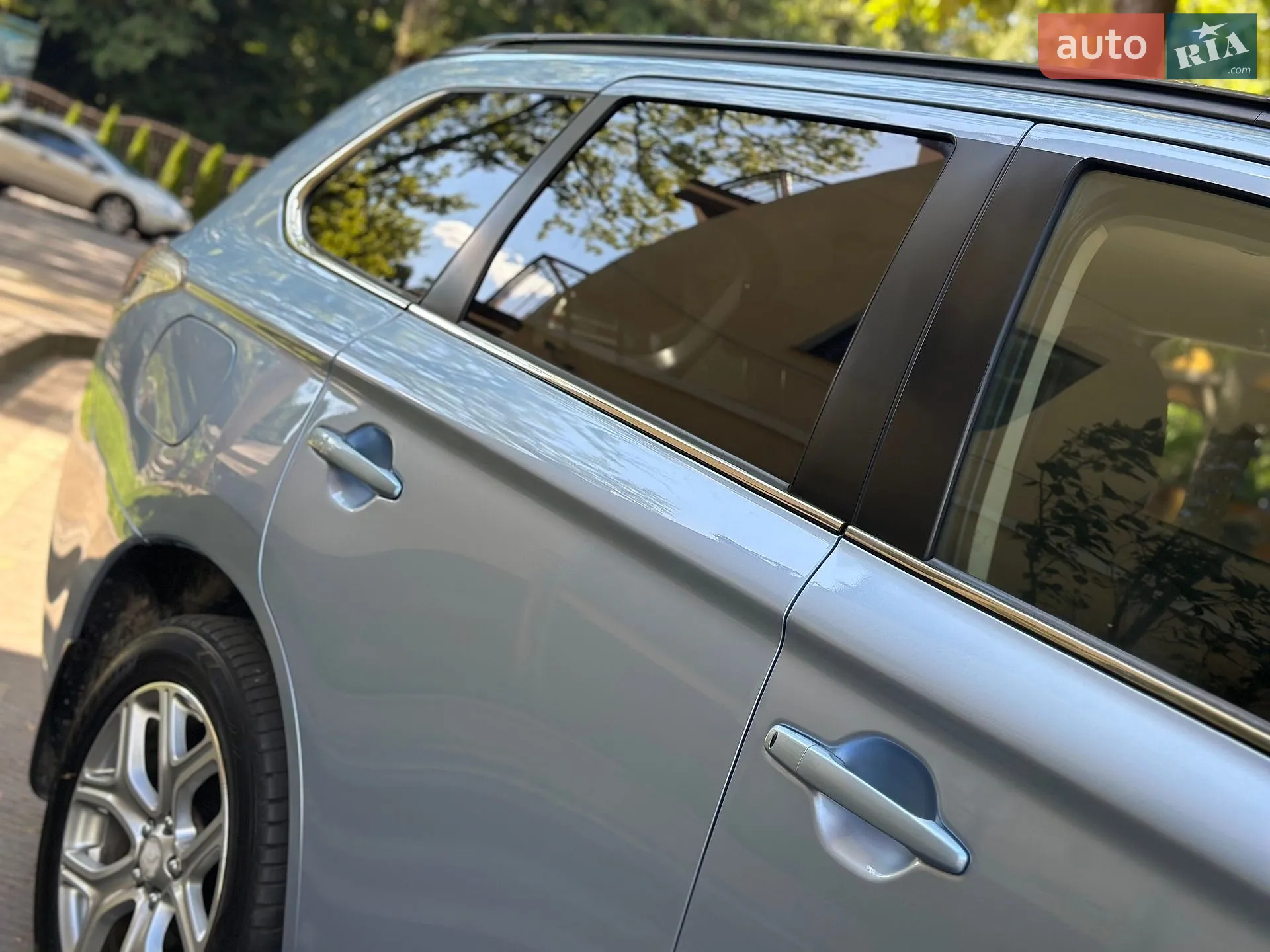 2015 Mitsubishi Outlander - мініатюра 15