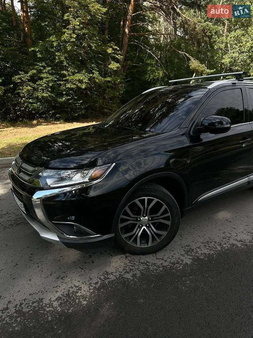 2018 Mitsubishi Outlander - мініатюра 2