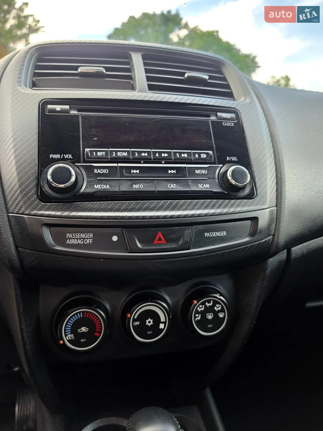 2015 Mitsubishi Outlander - мініатюра 26