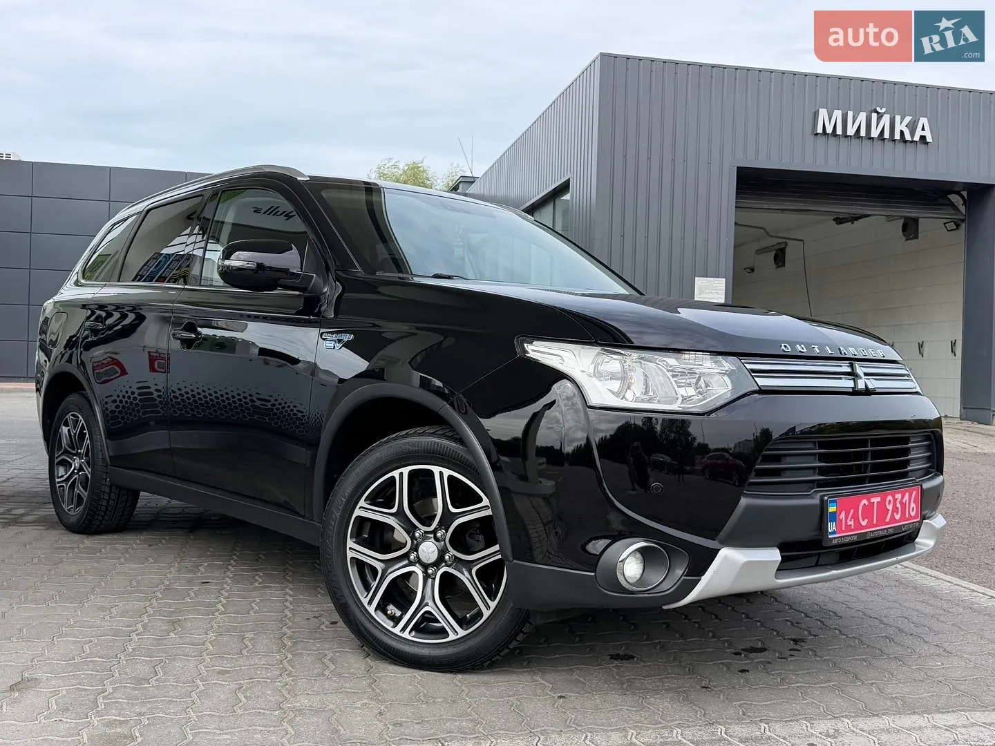 2015 Mitsubishi Outlander - мініатюра 10