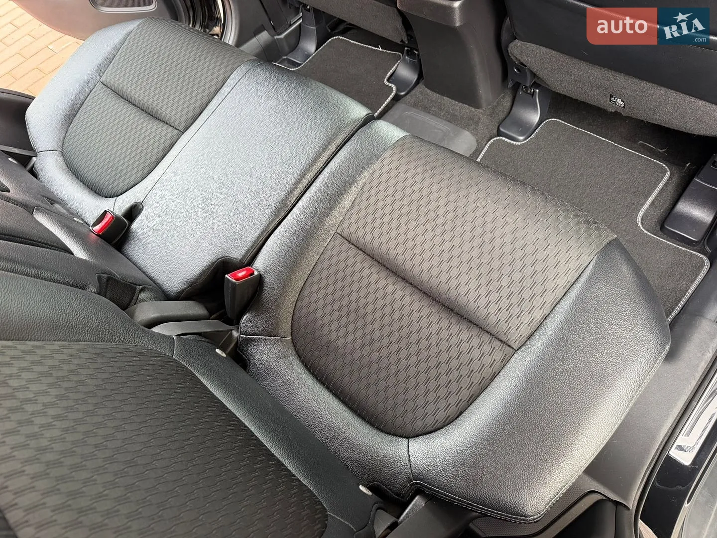 2015 Mitsubishi Outlander - мініатюра 113