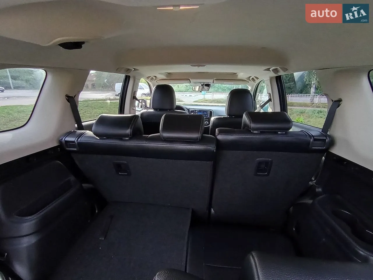 2012 Mitsubishi Outlander - мініатюра 7