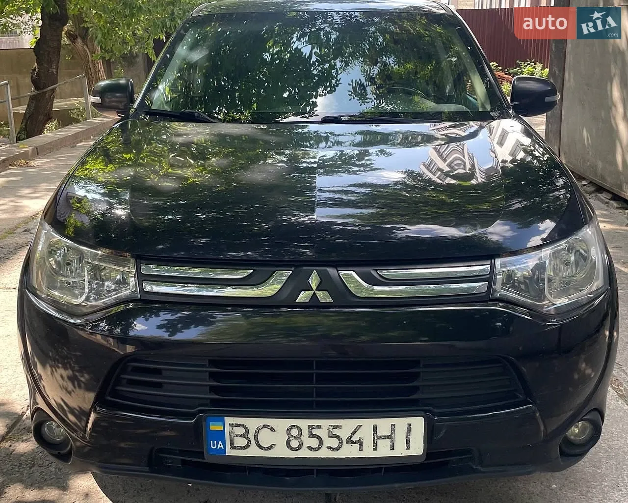 2014 Mitsubishi Outlander - фото 1
