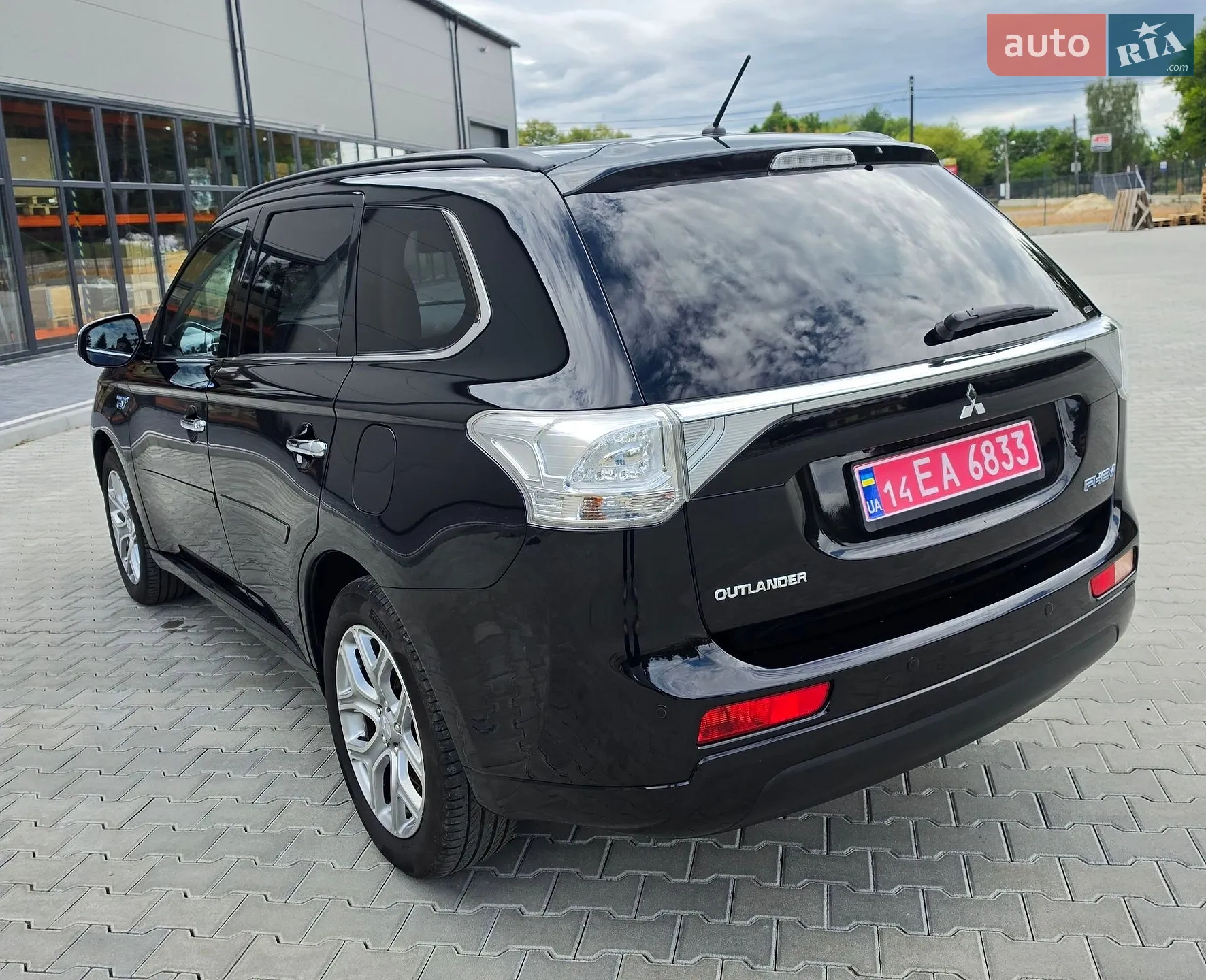 2014 Mitsubishi Outlander - мініатюра 5