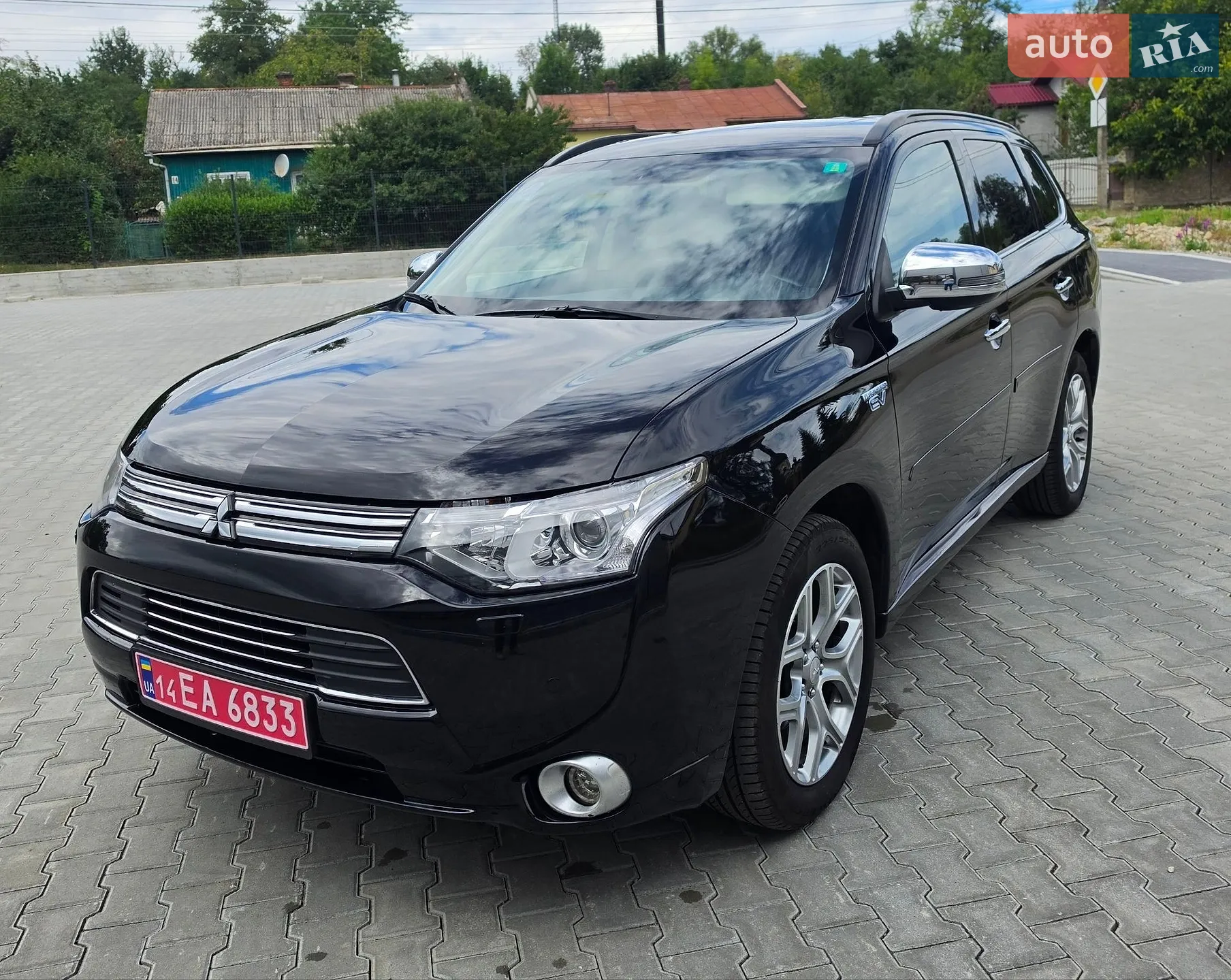 2014 Mitsubishi Outlander - мініатюра 2