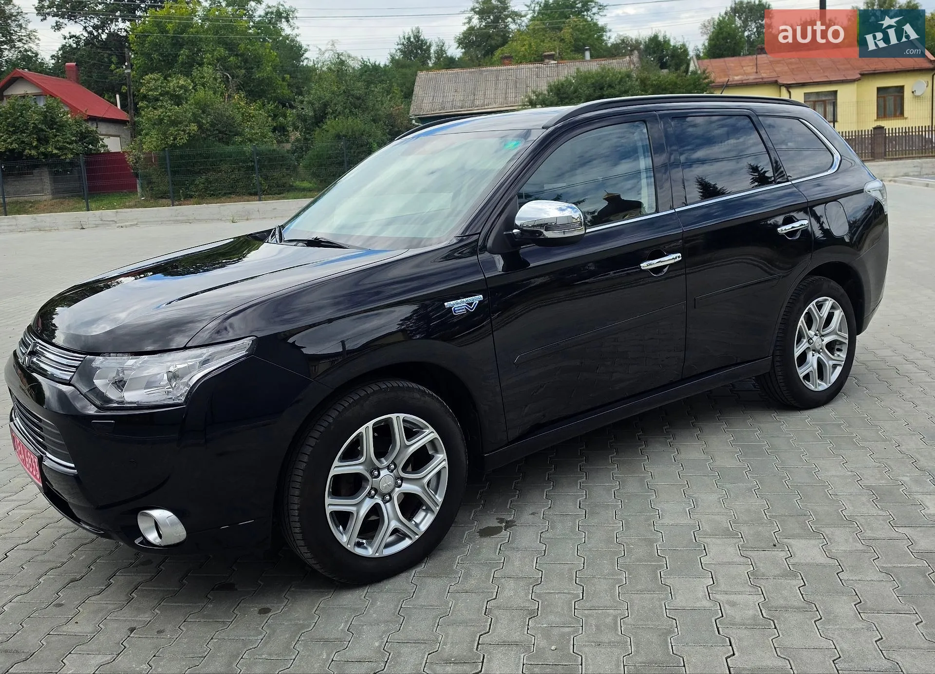2014 Mitsubishi Outlander - мініатюра 3