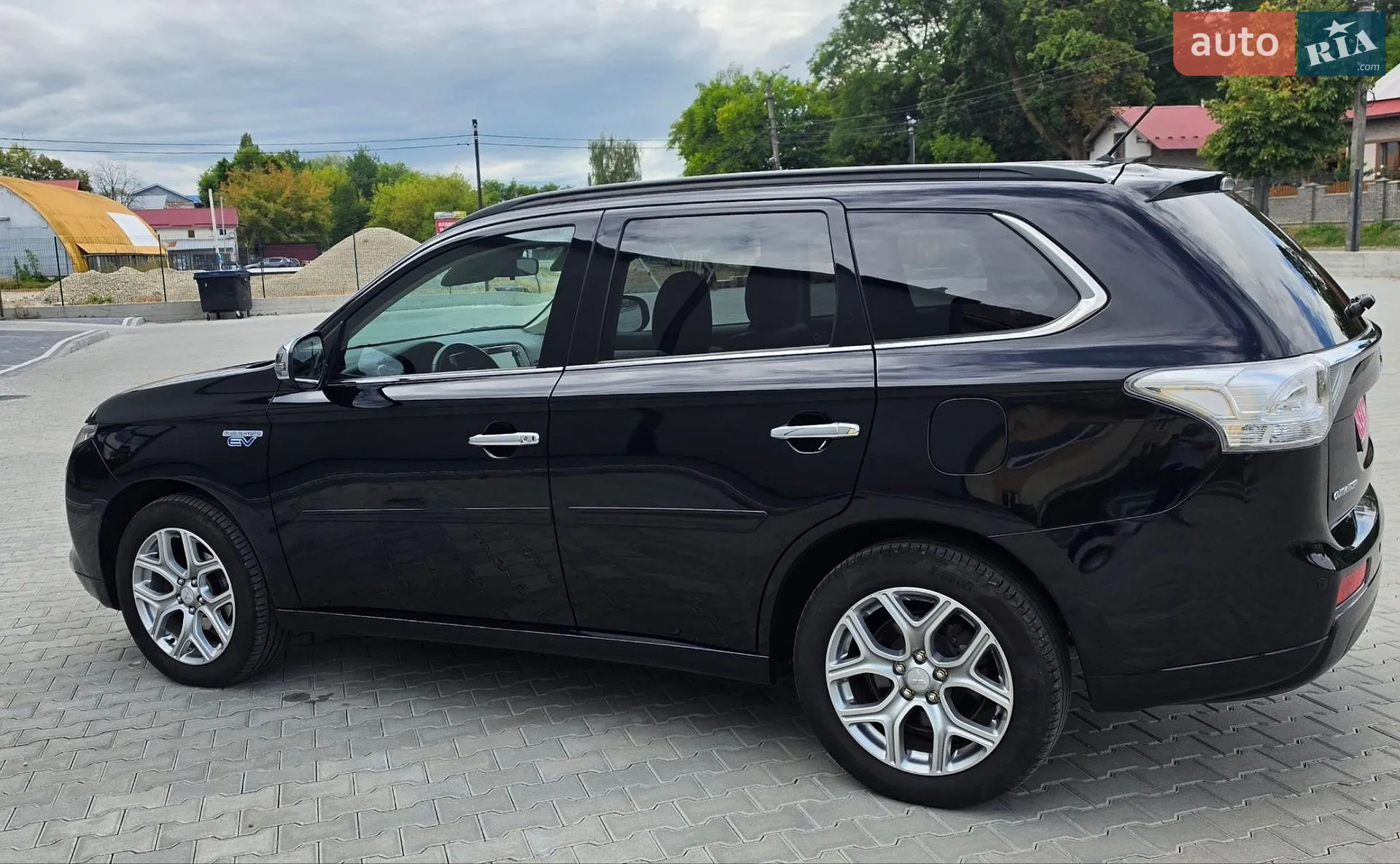 2014 Mitsubishi Outlander - мініатюра 4