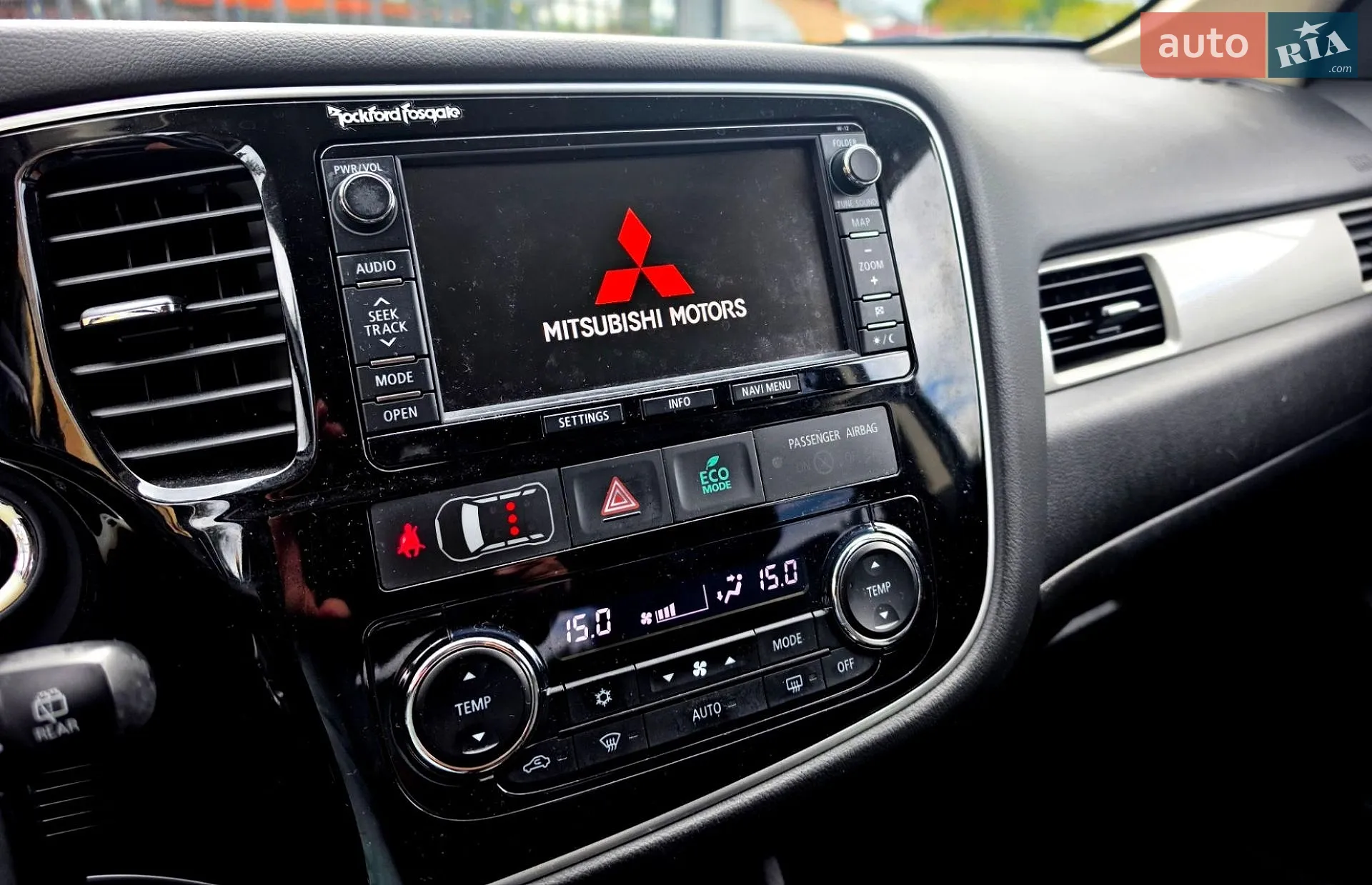 2014 Mitsubishi Outlander - мініатюра 34