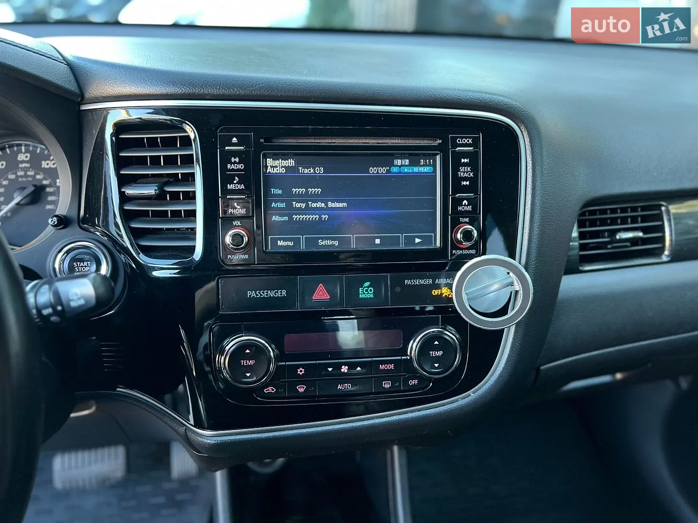2016 Mitsubishi Outlander - мініатюра 30