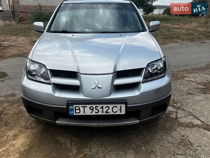 Mitsubishi Outlander 2004