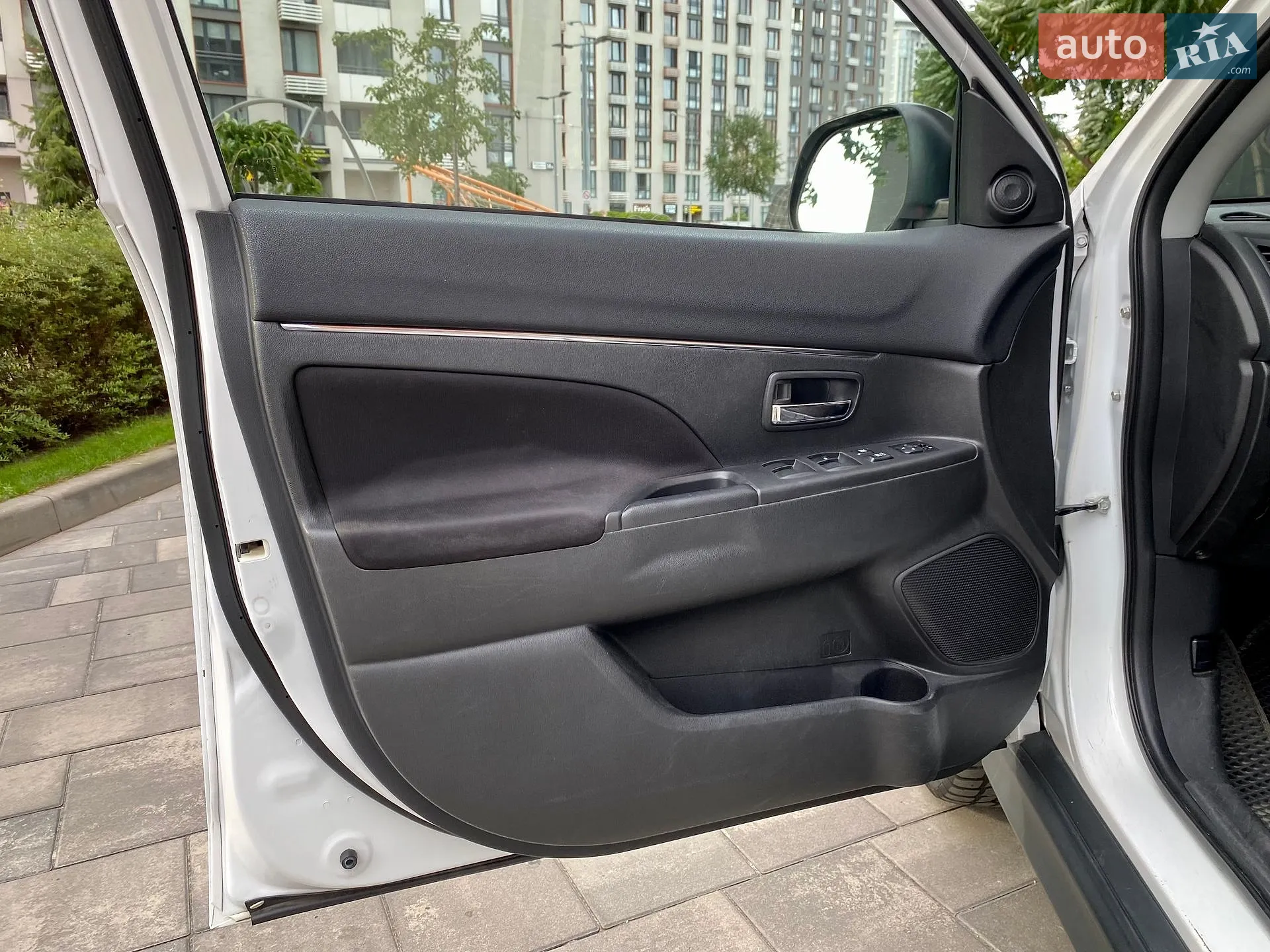 2013 Mitsubishi Outlander - мініатюра 21