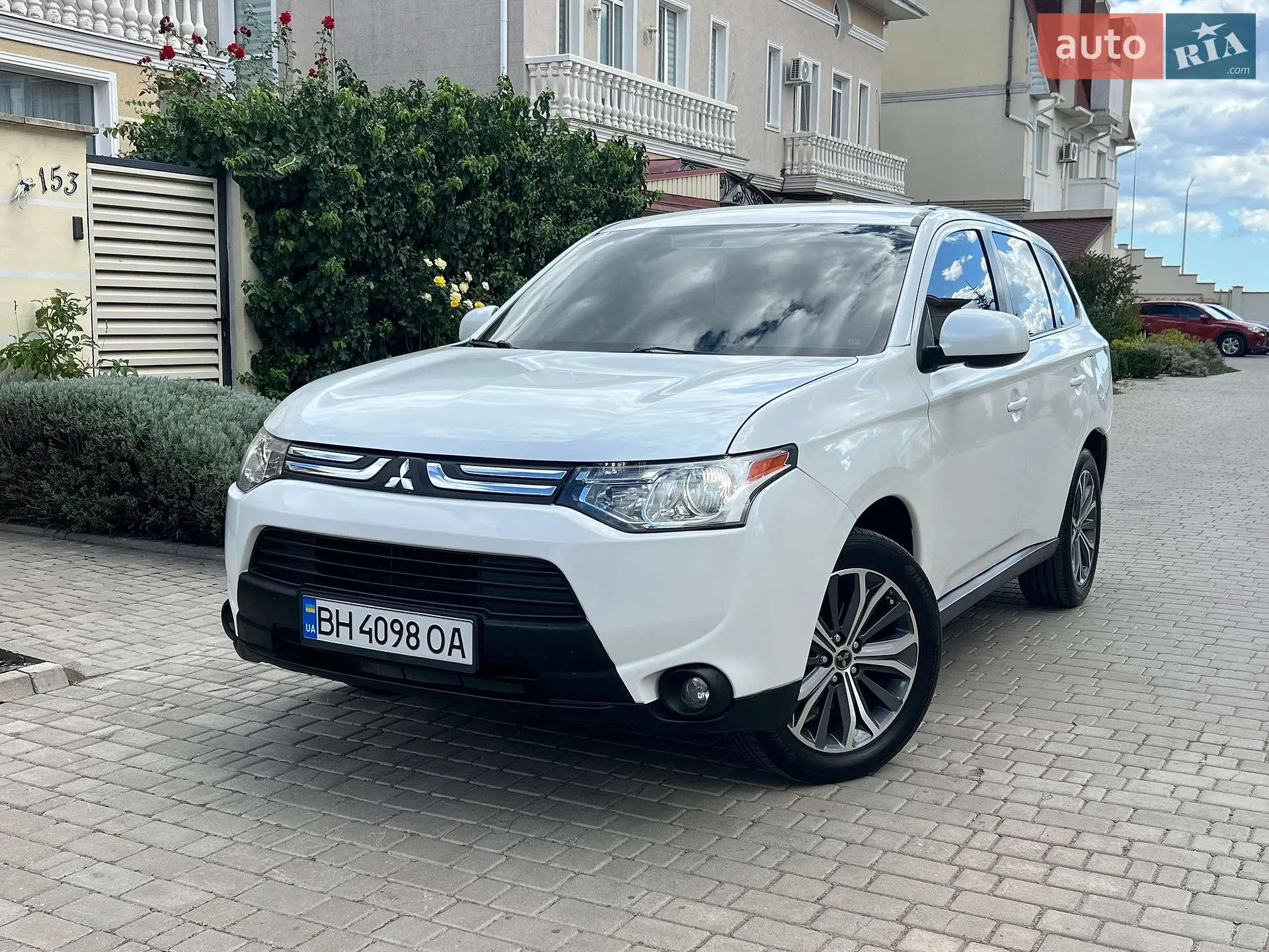 2013 Mitsubishi Outlander - мініатюра 3