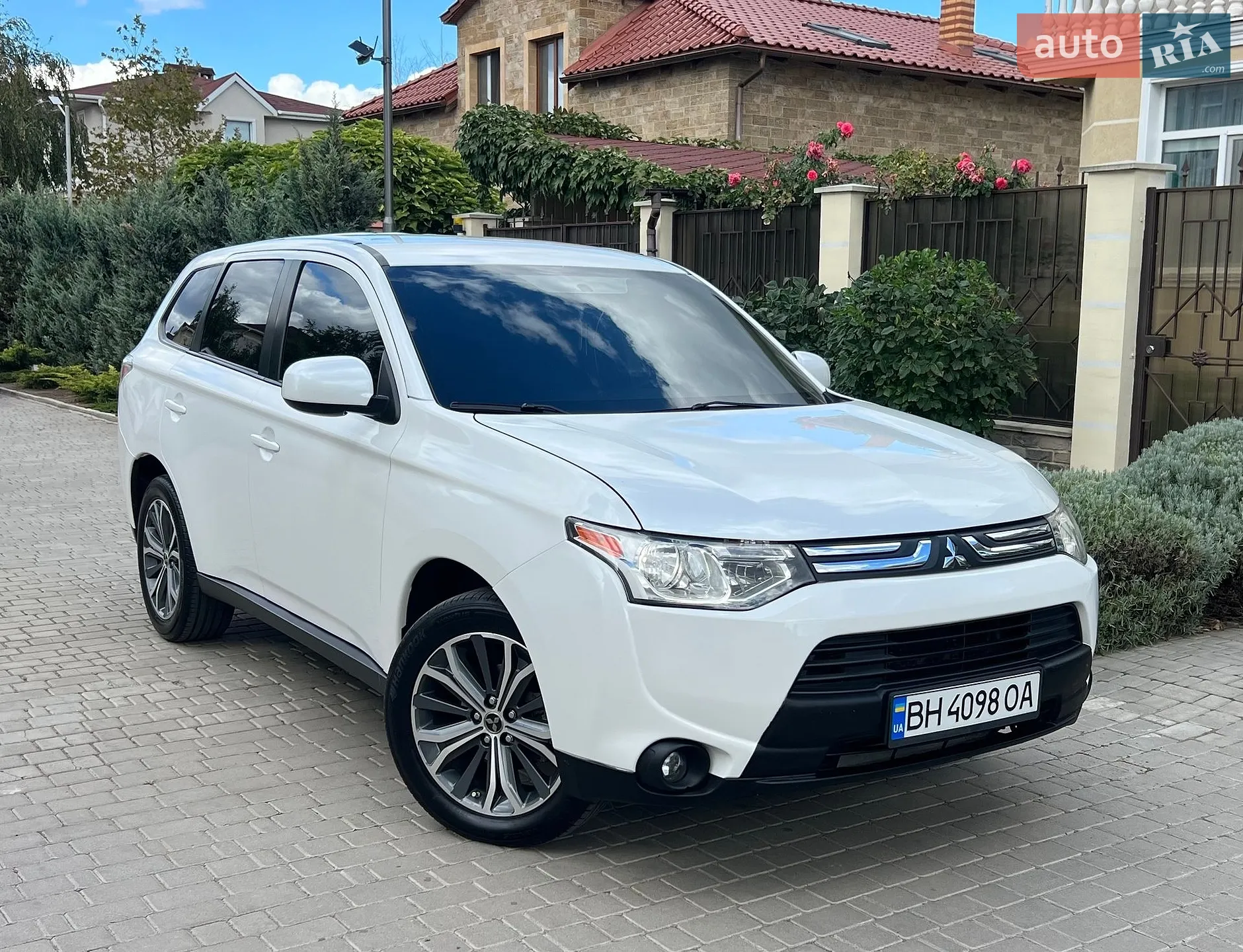2013 Mitsubishi Outlander - мініатюра 24