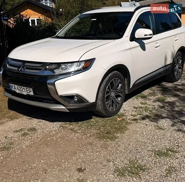 Mitsubishi Outlander