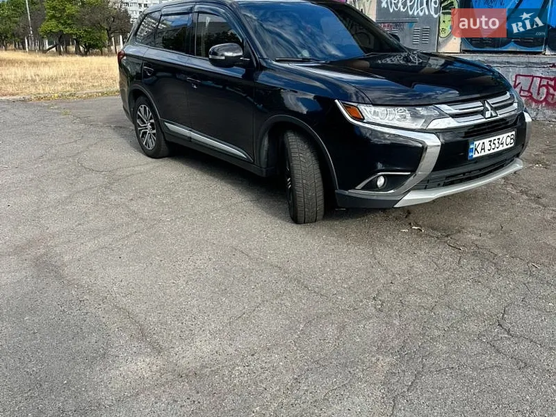 Mitsubishi Outlander