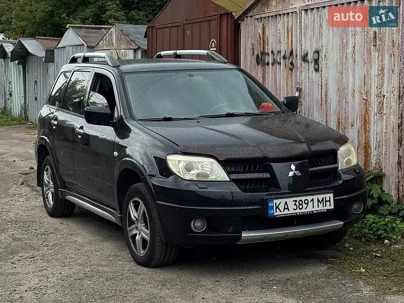 Mitsubishi Outlander