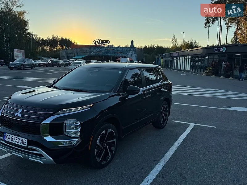 Mitsubishi Outlander 2021