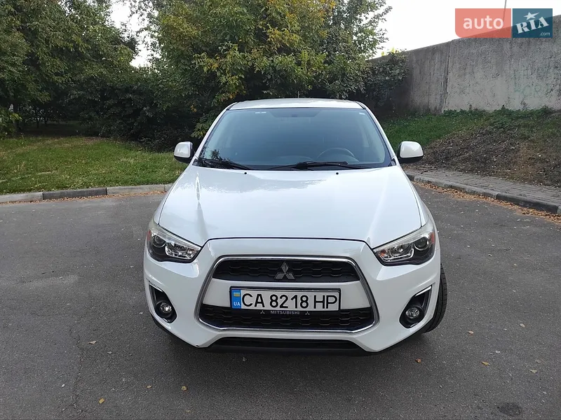 Mitsubishi Outlander 2015