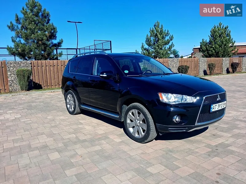 Mitsubishi Outlander 2011