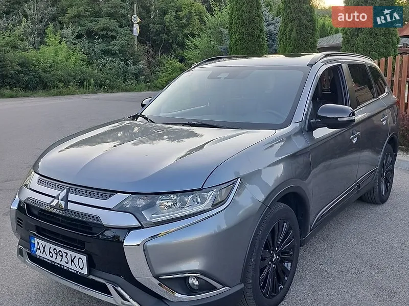 Mitsubishi Outlander