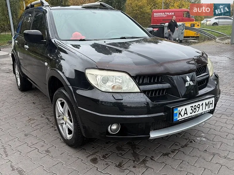 Mitsubishi Outlander