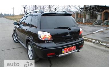 Внедорожник / Кроссовер Mitsubishi Outlander 2007 в 
