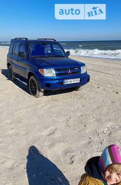 Внедорожник / Кроссовер Mitsubishi Pajero Pinin 2002 в Овидиополе