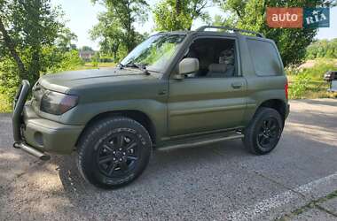 Внедорожник / Кроссовер Mitsubishi Pajero Pinin 1999 в 