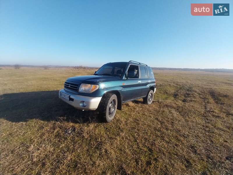 Позашляховик / Кросовер Mitsubishi Pajero Pinin 2002 в Ковелі