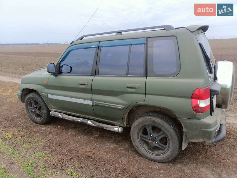 Позашляховик / Кросовер Mitsubishi Pajero Pinin 2005 в Корнині