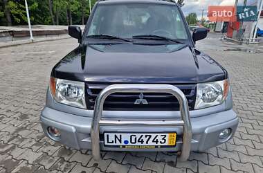 Позашляховик / Кросовер Mitsubishi Pajero Pinin 2005 в 