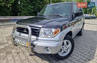 Позашляховик / Кросовер Mitsubishi Pajero Pinin 2005 в 