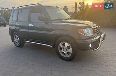 Внедорожник / Кроссовер Mitsubishi Pajero Pinin 2002 в 