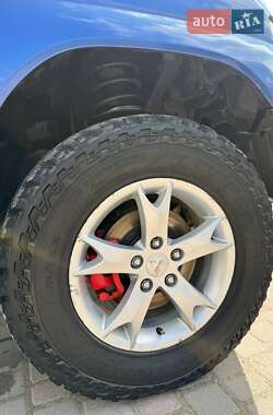 Внедорожник / Кроссовер Mitsubishi Pajero Pinin 2001 в 