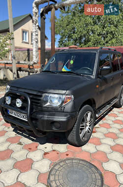 Внедорожник / Кроссовер Mitsubishi Pajero Pinin 2002 в 