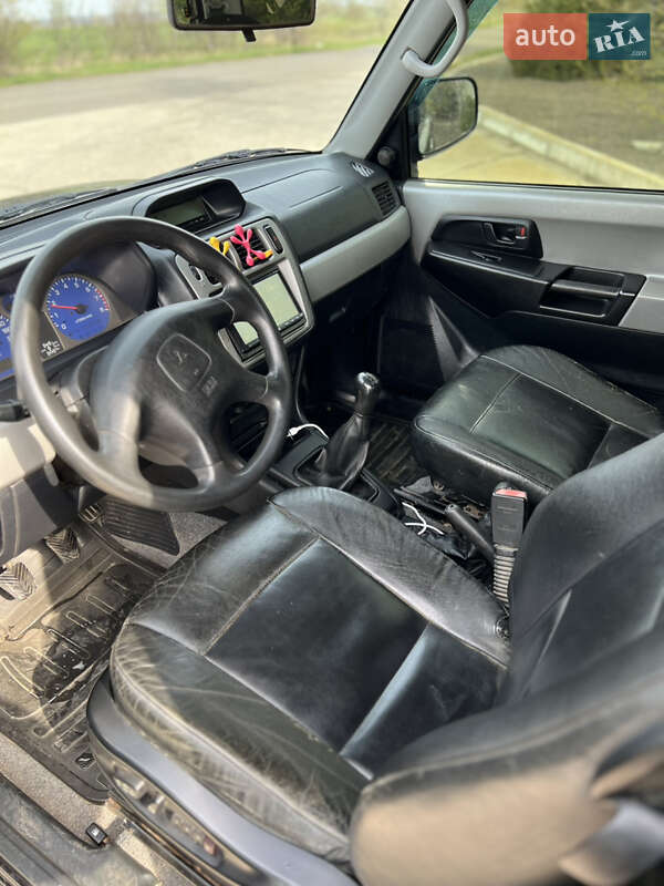 Внедорожник / Кроссовер Mitsubishi Pajero Pinin 1999 в Южноукраинске