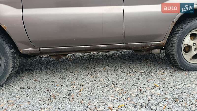 Позашляховик / Кросовер Mitsubishi Pajero Pinin 2002 в Вінниці