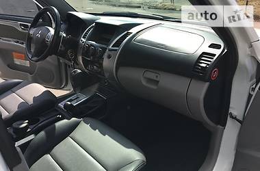 Внедорожник / Кроссовер Mitsubishi Pajero Sport 2010 в Сумах