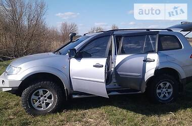 Позашляховик / Кросовер Mitsubishi Pajero Sport 2011 в 