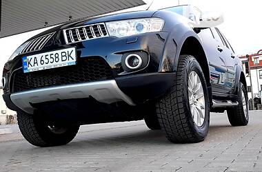 Внедорожник / Кроссовер Mitsubishi Pajero Sport 2012 в Житомире