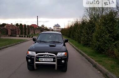 Внедорожник / Кроссовер Mitsubishi Pajero Sport 2008 в 