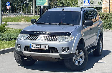 Внедорожник / Кроссовер Mitsubishi Pajero Sport 2011 в Днепре