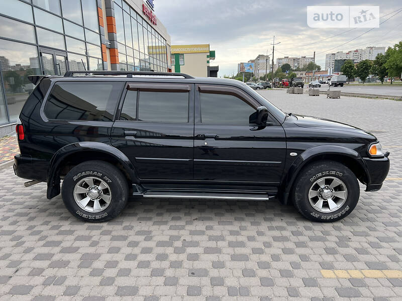 Внедорожник / Кроссовер Mitsubishi Pajero Sport 2006 в Хмельницком